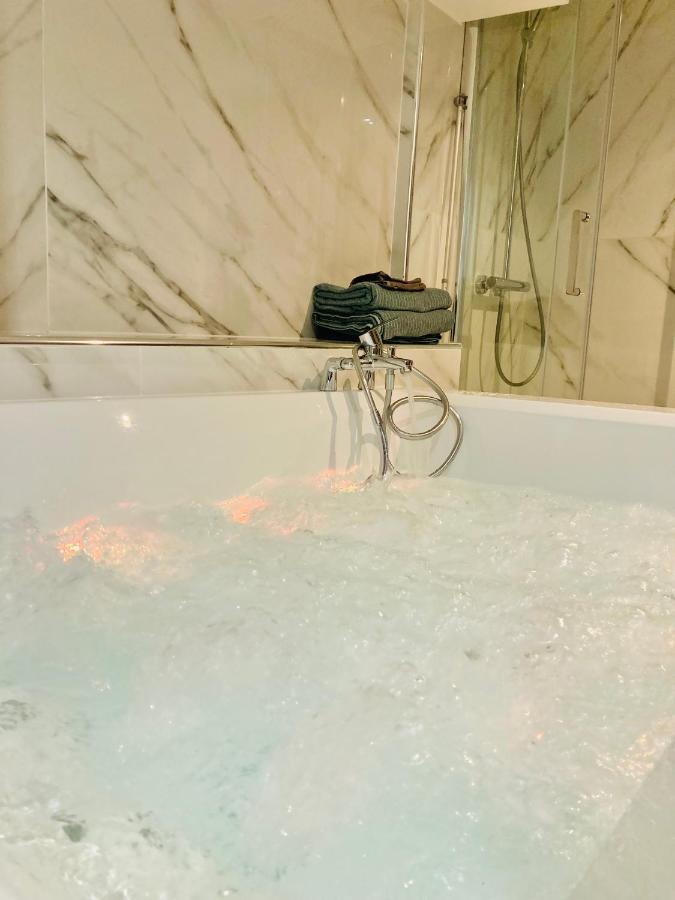 Soothing Jungle Spa Rouen Ngoại thất bức ảnh
